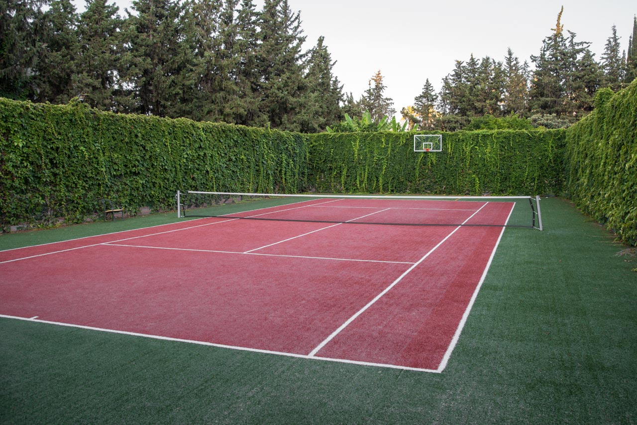 How Much to Have a Tennis Court Built 