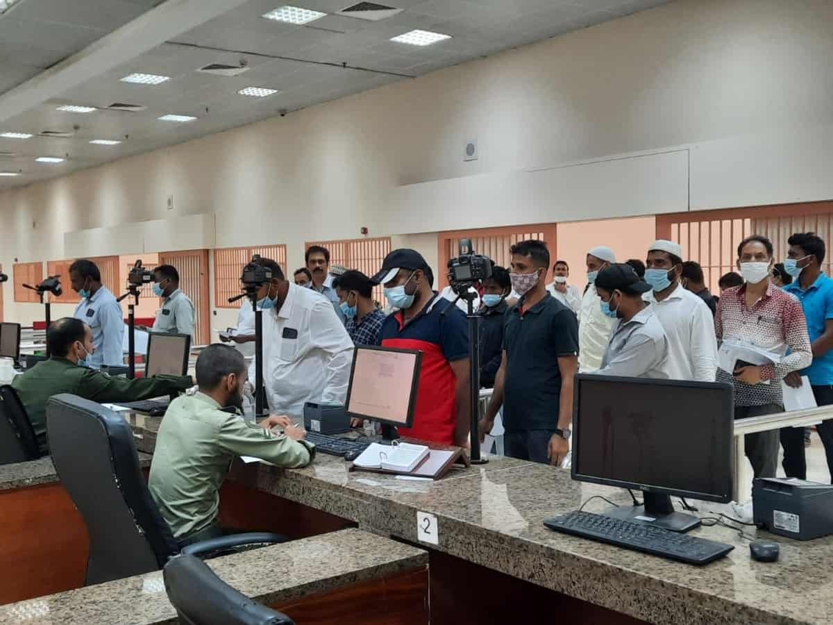 How to Check Huroob in Saudi Arabia 